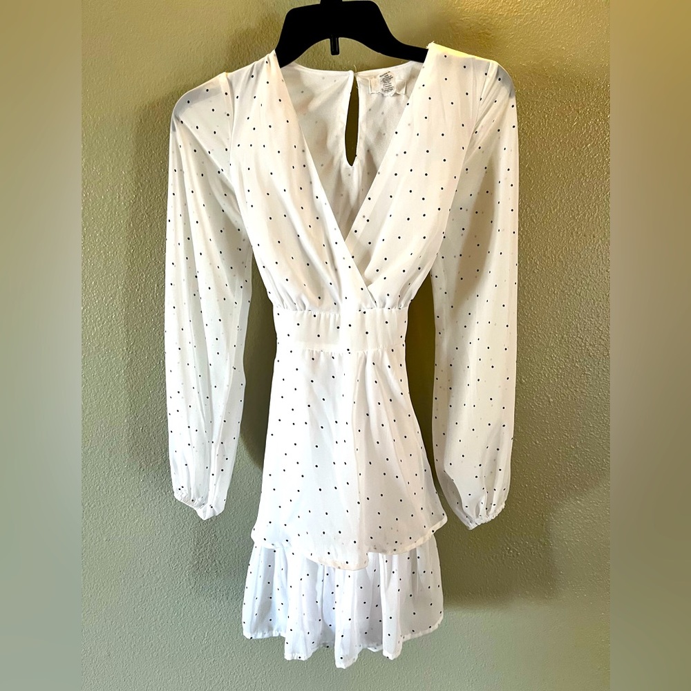 White polk a dot dress
